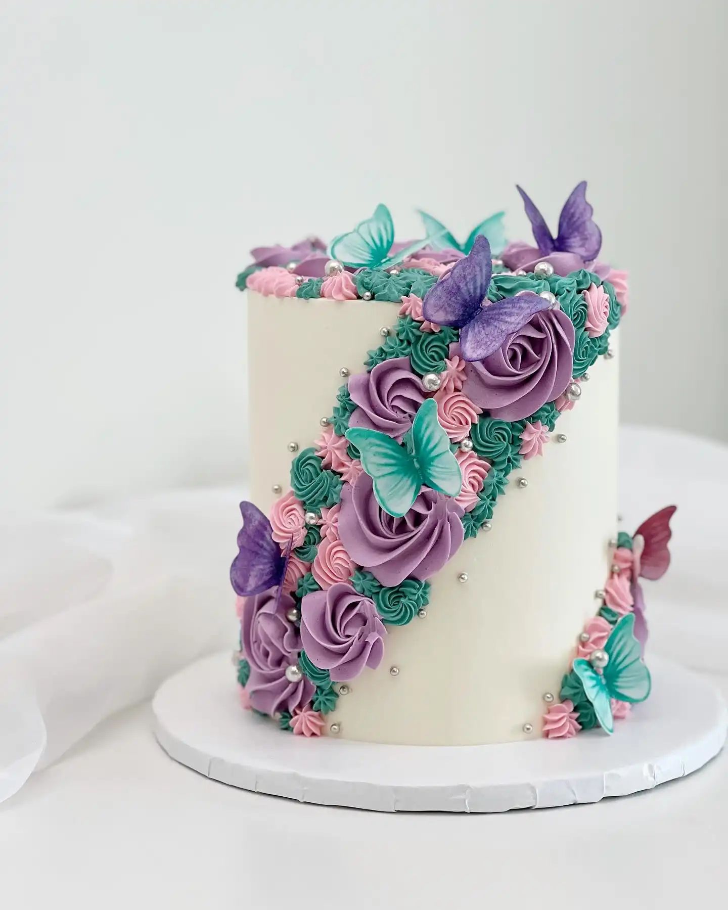 Gallery image of a cake