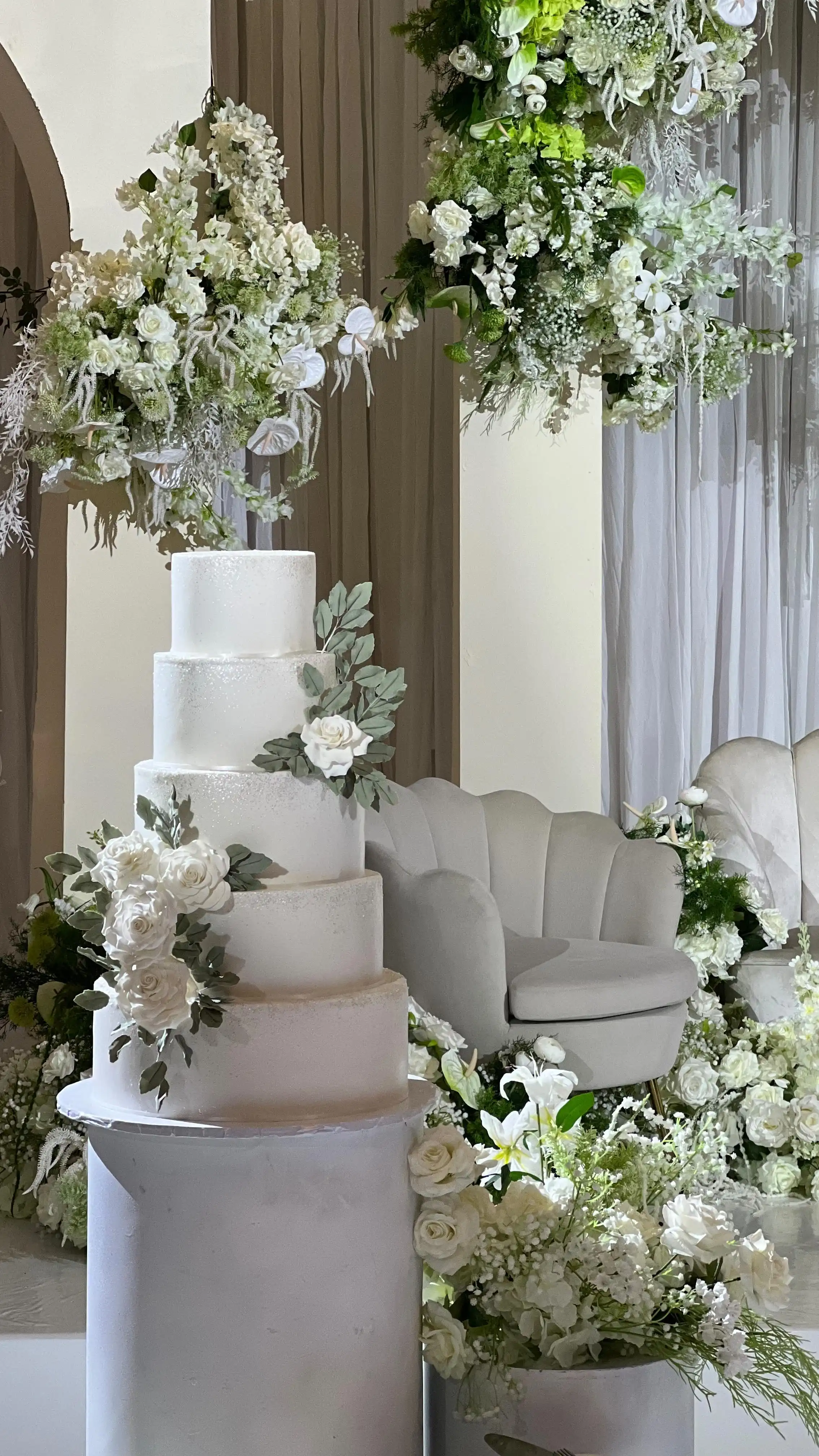 Gallery image of a cake
