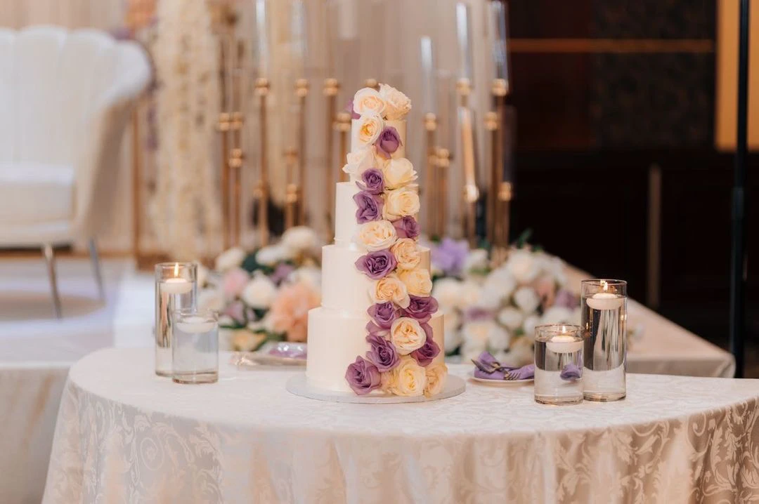 01-purple-peach-rose-four-tier-cake