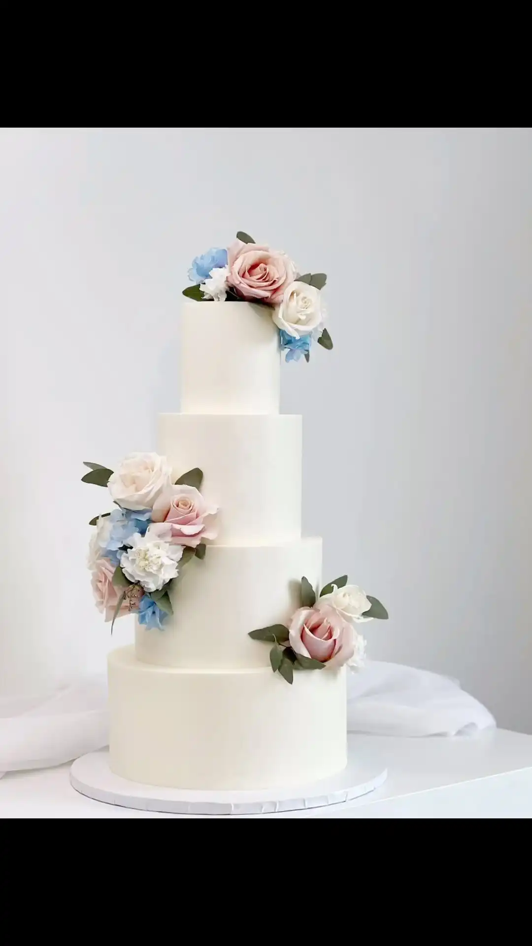 Gallery image of a cake